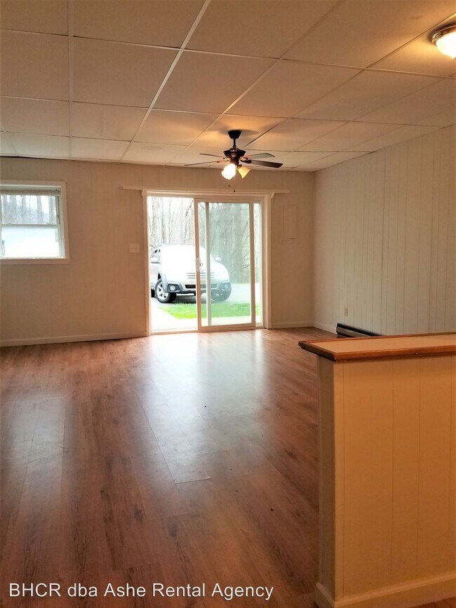 Building Photo - 106 Ridge Dr