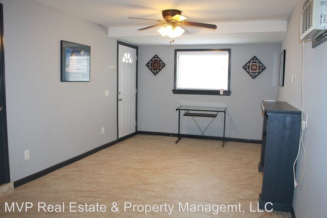 Building Photo - 2 br, 1 bath House - 2108 S Sunnylane Rd