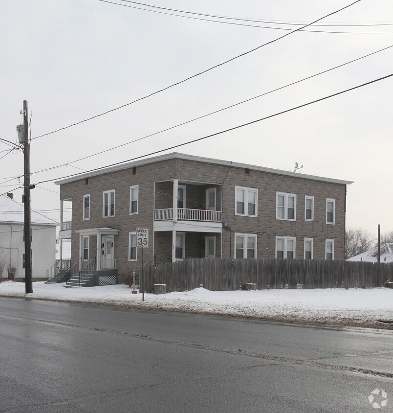 588 East St, Pittsfield, MA 01201 Apartments in Pittsfield, MA