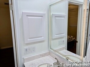 Foto del edificio - 107 Meadow Hill