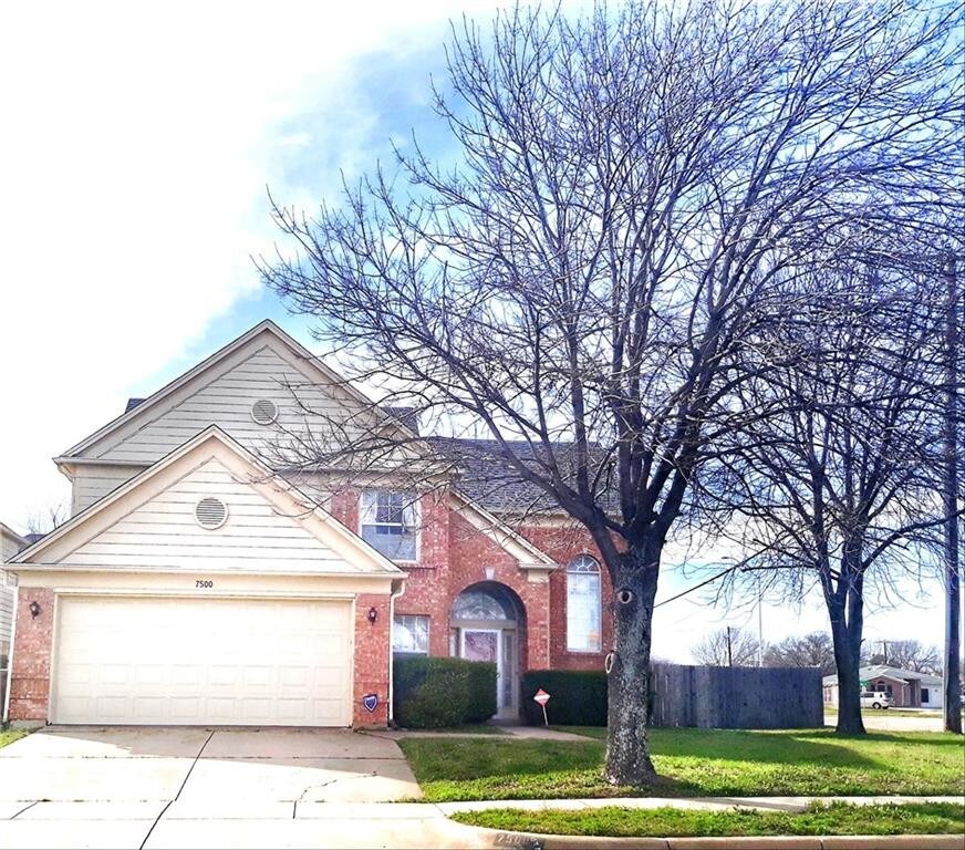 Primary Photo - 7500 Hawkwood Trail