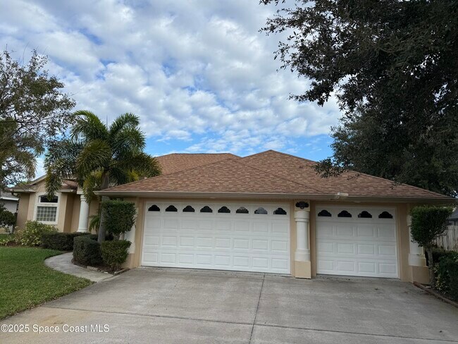 Foto del edificio - 5971 Newbury Cir