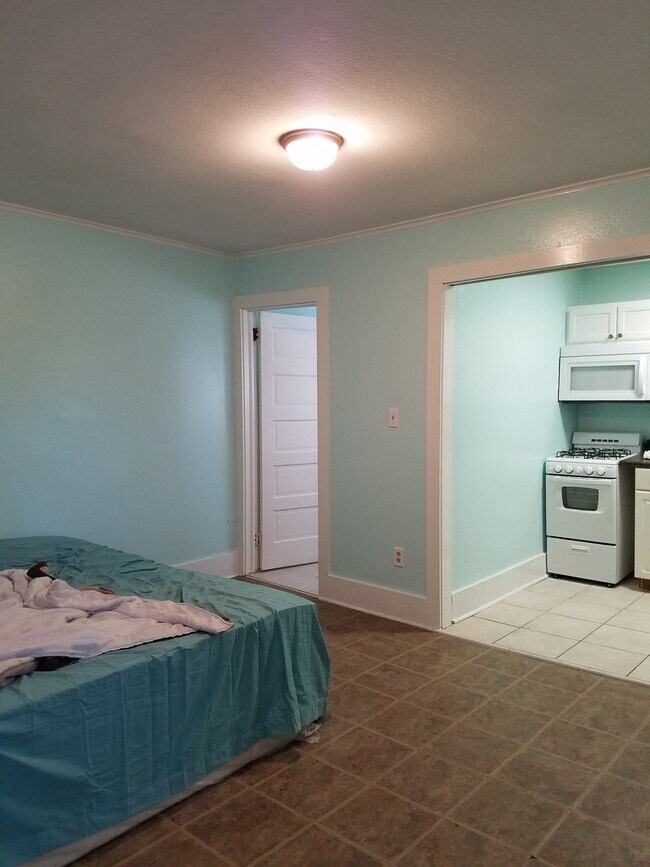 Sala de estar - 305 S Magnolia St