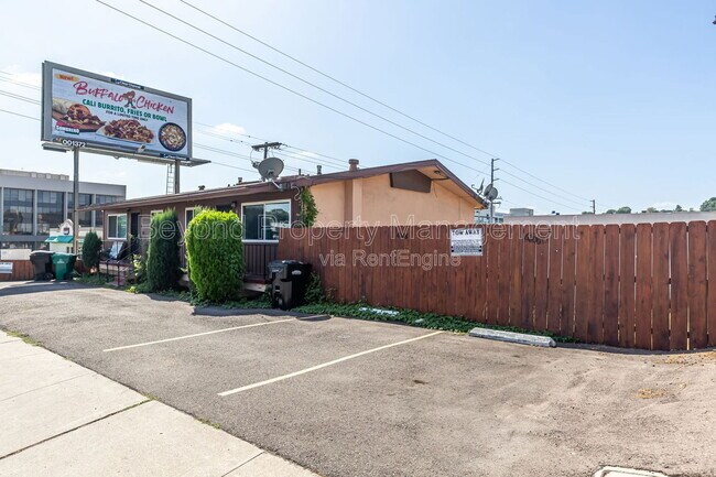 Foto del edificio - 6206 Mission Gorge Rd