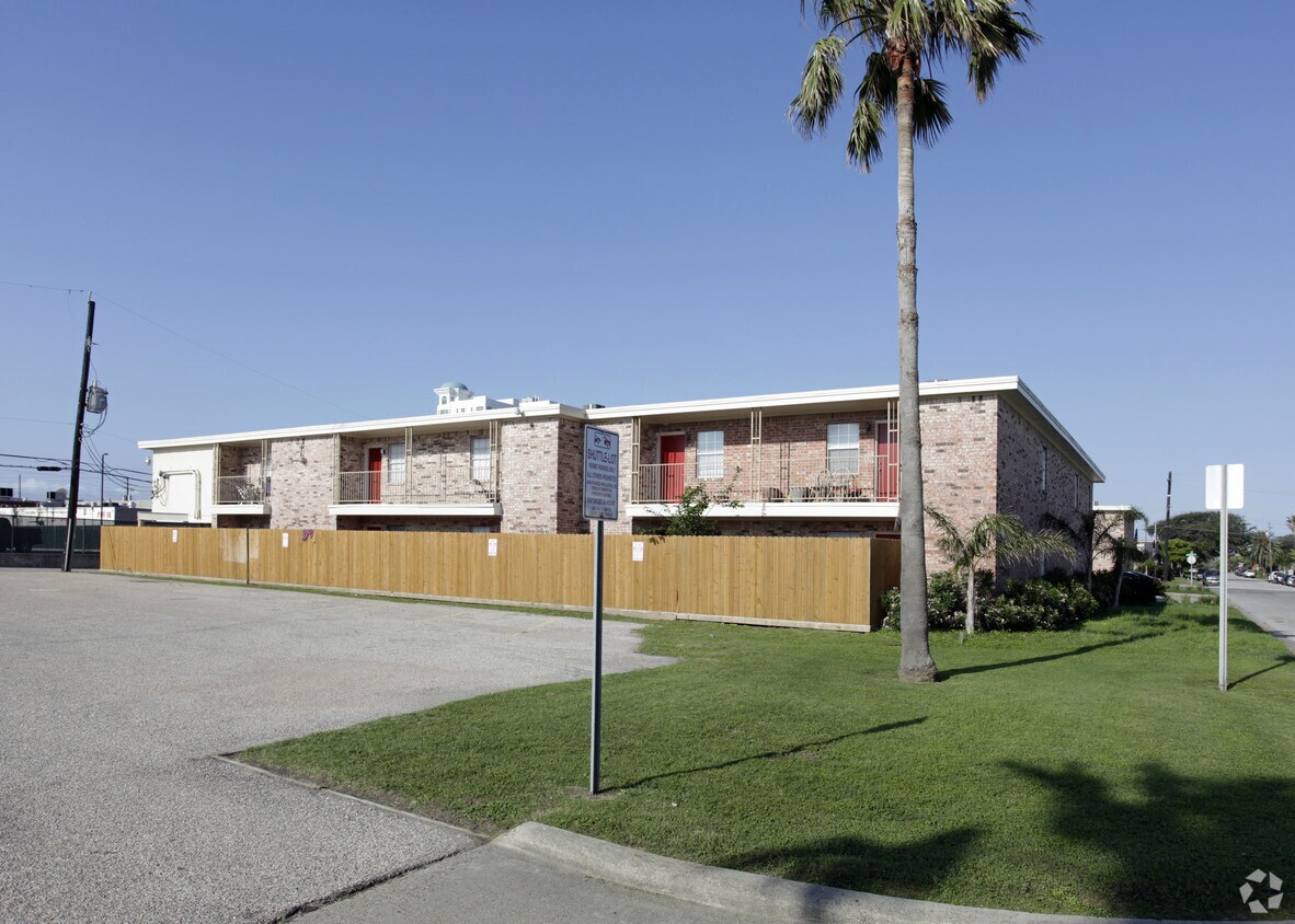 Building Photo - Gulf Estates, Inc.