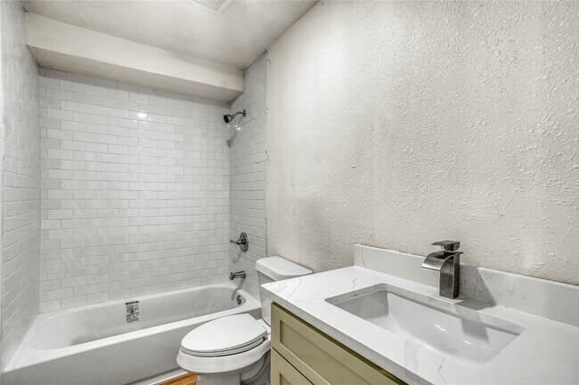 Foto del edificio - 4314 Gregory St