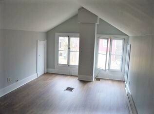 Foto del edificio - 833 N Park Ave