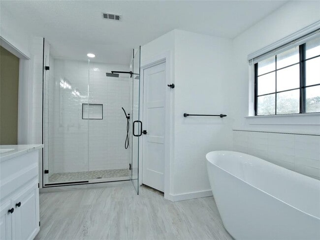 Foto del edificio - 307 Copperleaf Rd