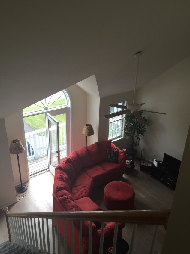 520 Corey Ln, Middletown, RI 02842 Condo for Rent in Middletown, RI