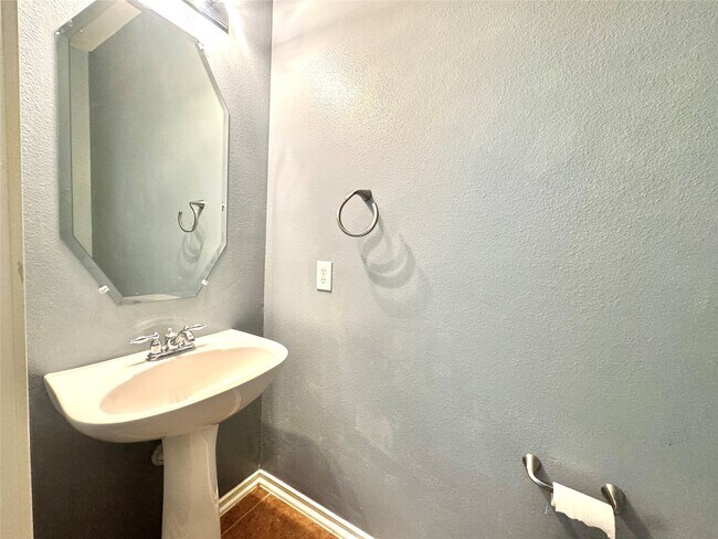 Foto del edificio - 14 Harbinger Ct