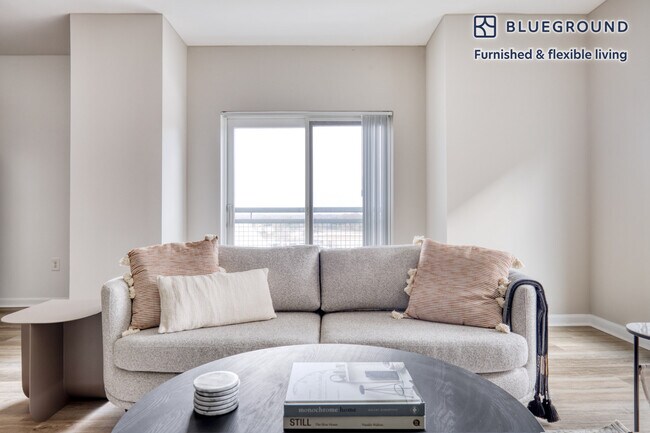 Foto del edificio - 11351 Woodglen Dr