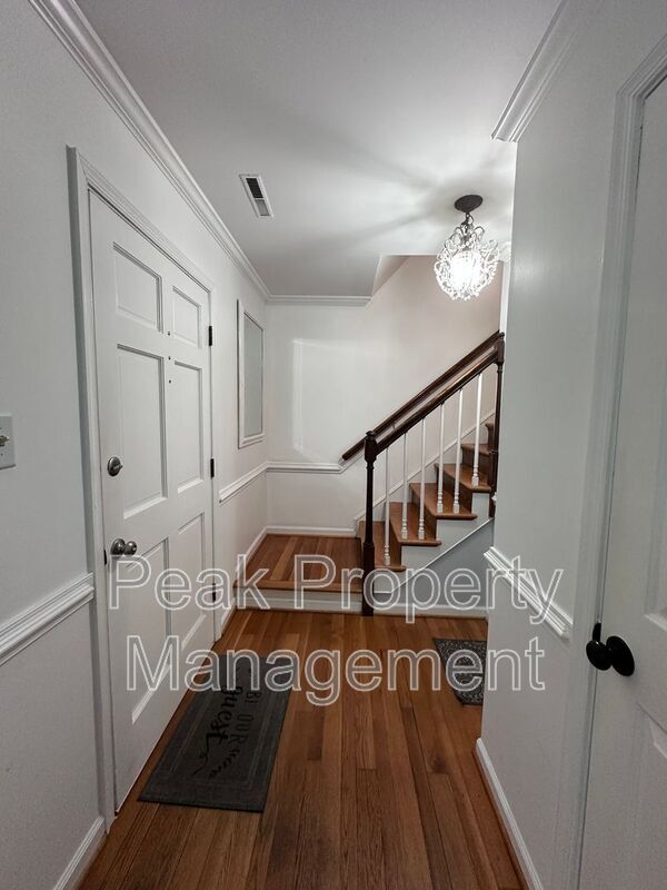 Foto del edificio - 1825 Red Queen Ct