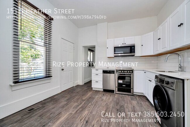 Building Photo - Gorgeous Apartment in Great Location!