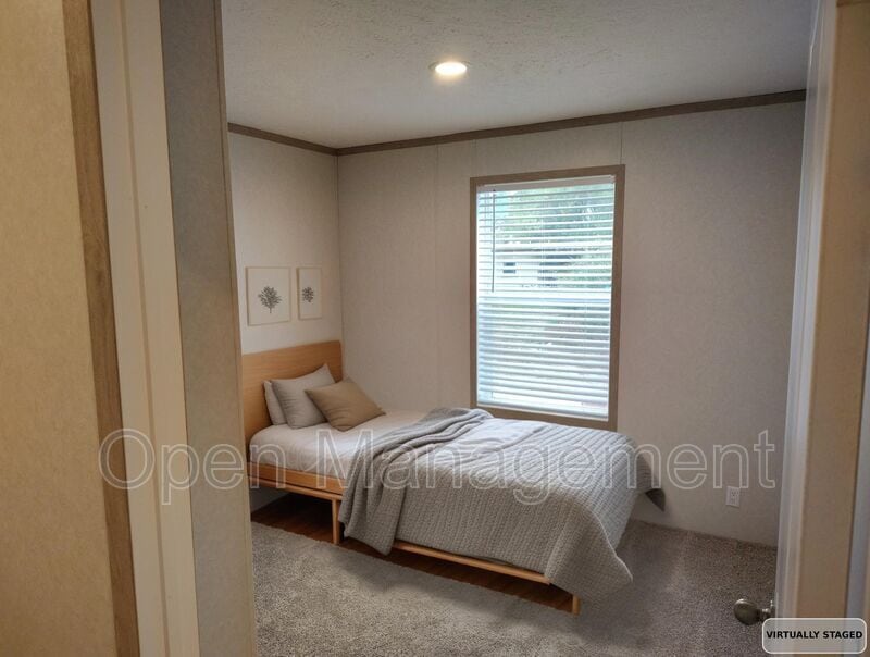 Foto principal - 24 Erin Ln