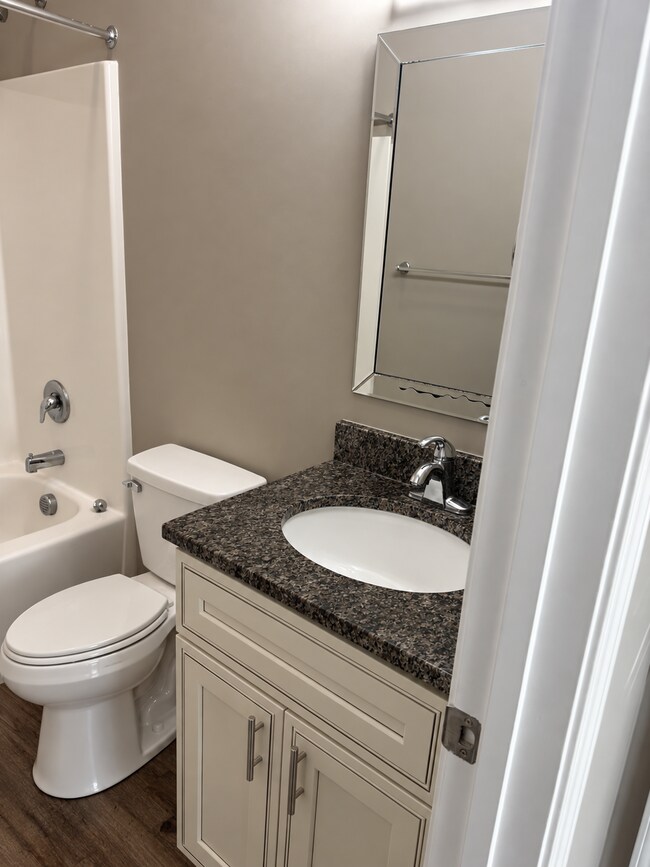 Foto del edificio - 105 Briar Ln