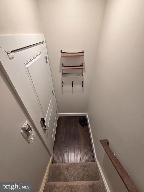 Foto del edificio - 820 Fern Pl NW