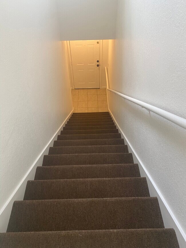 Foto del edificio - 8933 Manor Loop