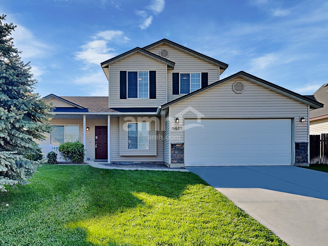 Foto principal - 16605 Sadie Ave