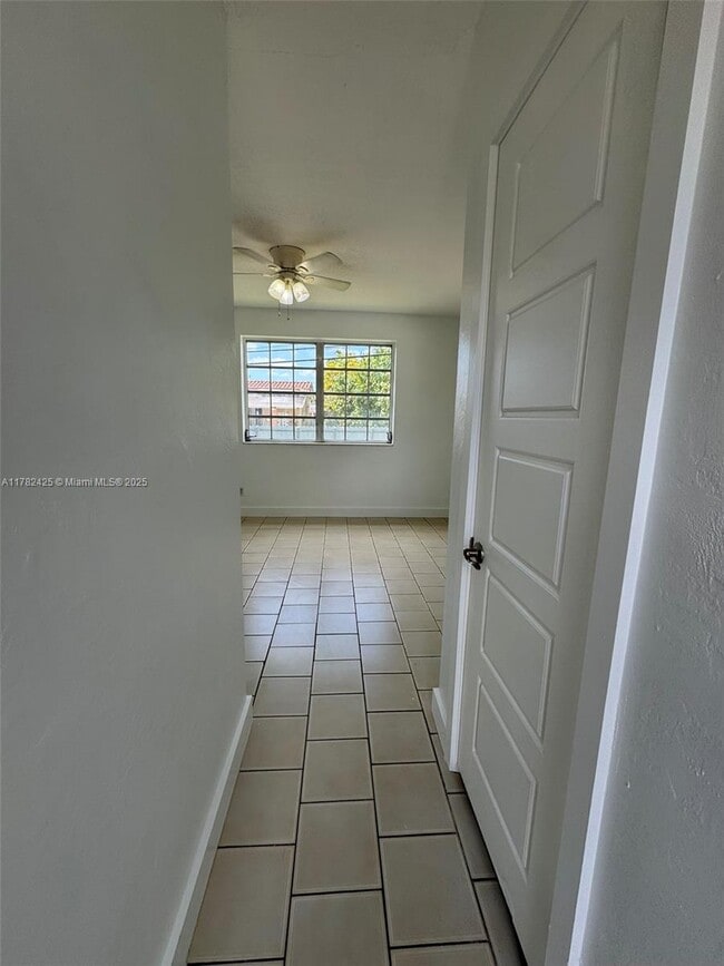 Foto del edificio - 8520 SW 29th St