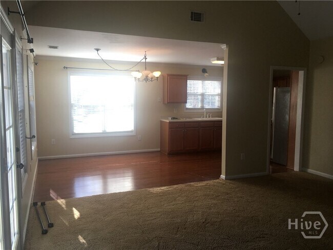 Foto del edificio - 350 Brickleberry Ridge