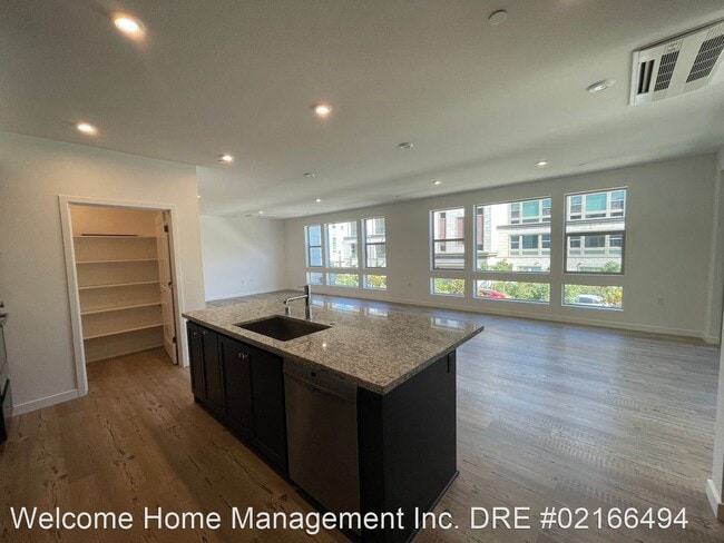 Building Photo - 4 br, 2 bath House - 5781 El Dorado Lane #201