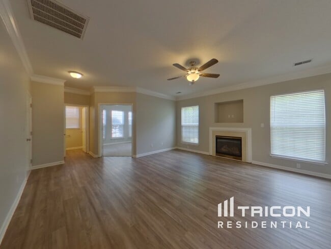 Building Photo - 522 Laurel Meadows Pkwy Greenville SC