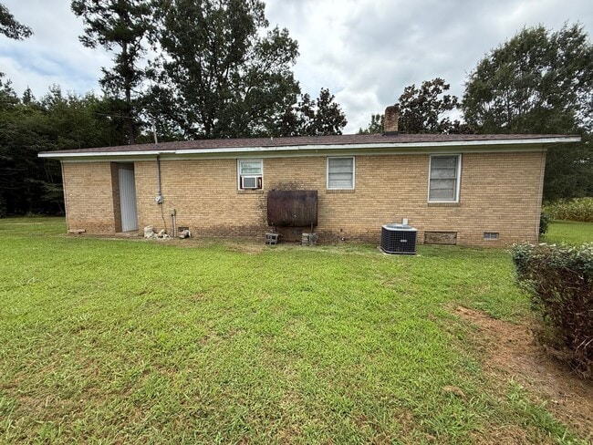 Building Photo - 3 Bedroom Home for Rent