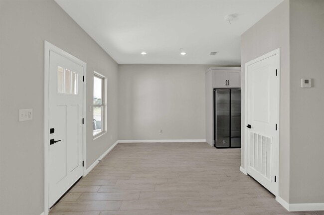 Foto del edificio - 1010 Monaco Blvd