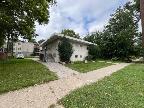 Building Photo - 1171 Raymond Ave