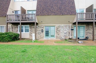 Building Photo - 1045 Harold Dr