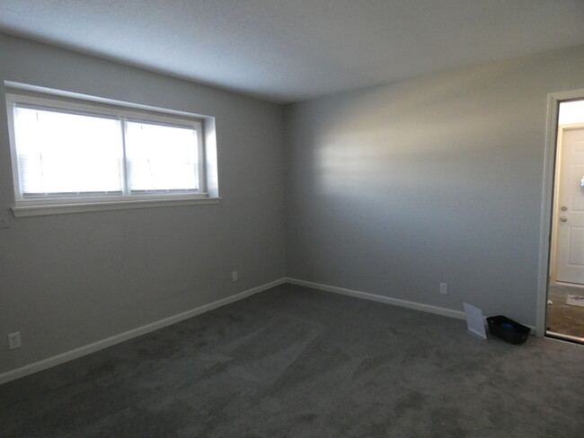 Building Photo - Beautiful Apartment in Kearney, MO!