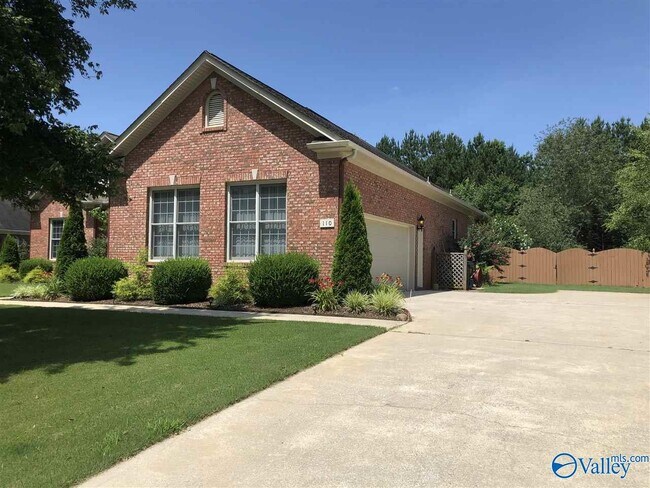 Building Photo - 110 Alexandria Dr