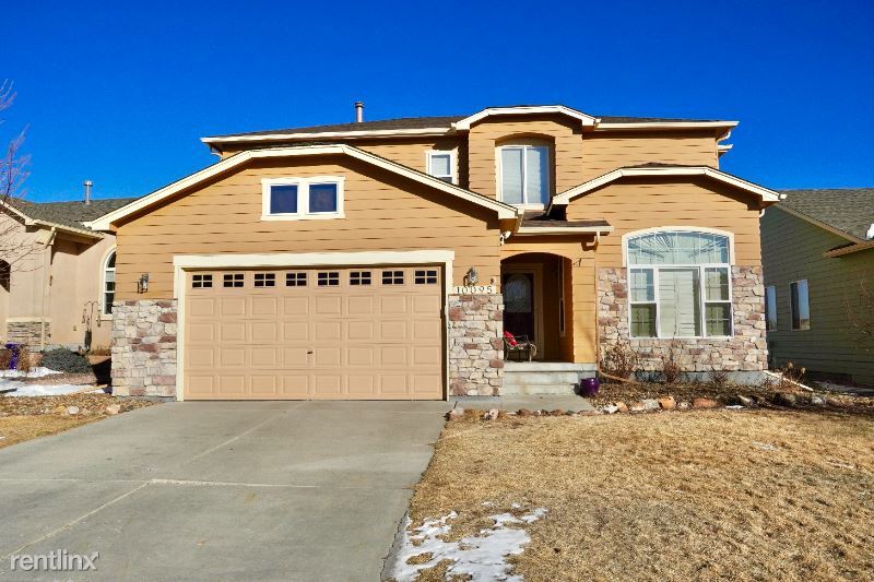 4 br, 2.5 bath House 10095 Kings Canyon Dr House Rental in Peyton