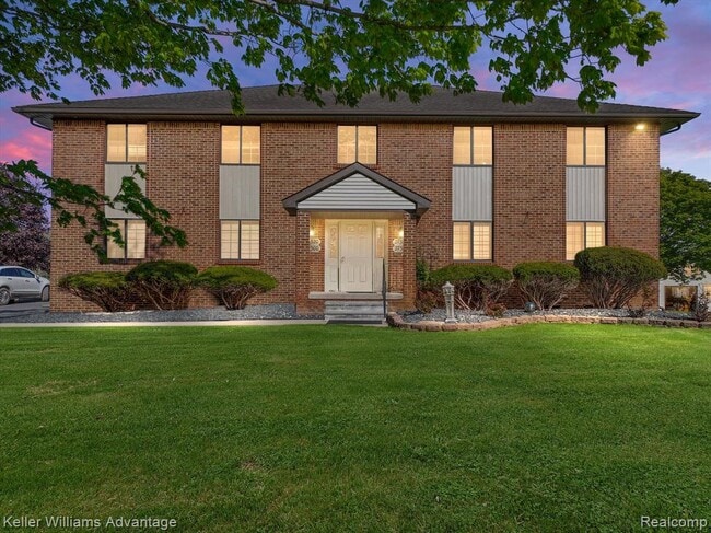 Building Photo - 27320 Sandy Hill Ln