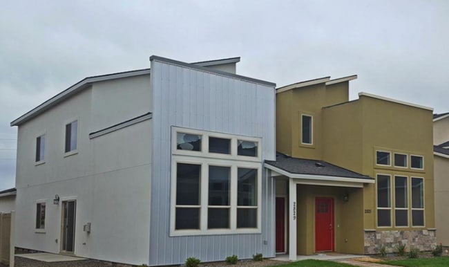 Building Photo - 2893 N Cajun Ln
