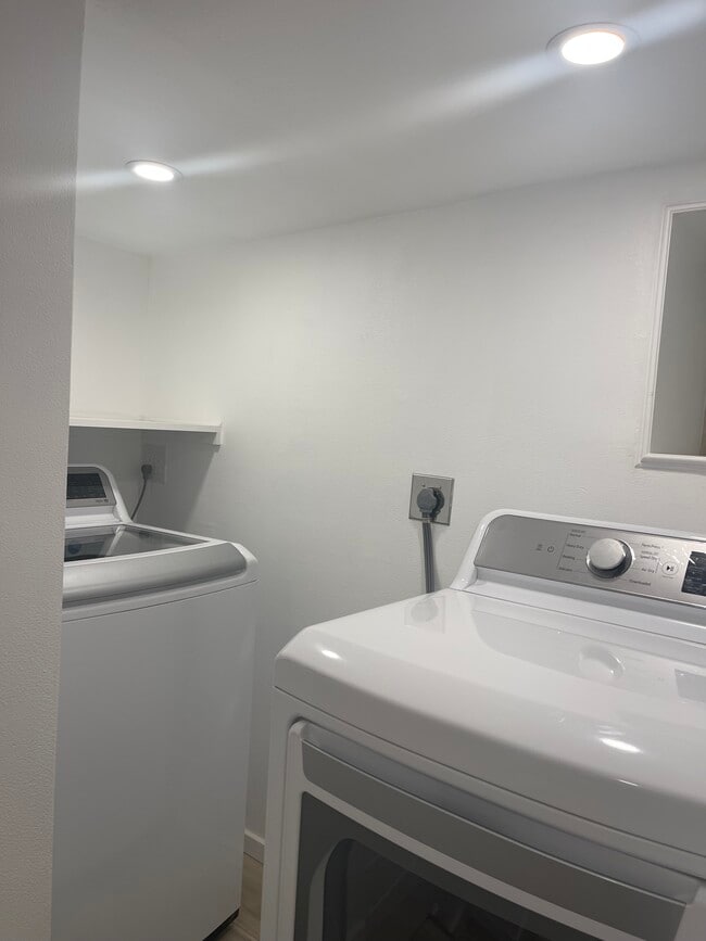 Building Photo - 21412 Arapahoe Trl