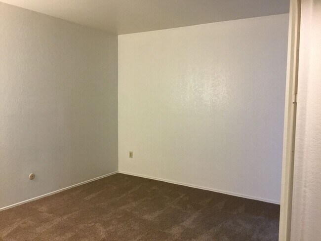 Building Photo - 1BD 1BA Mission Valley Condo Plus Bonus Ro...