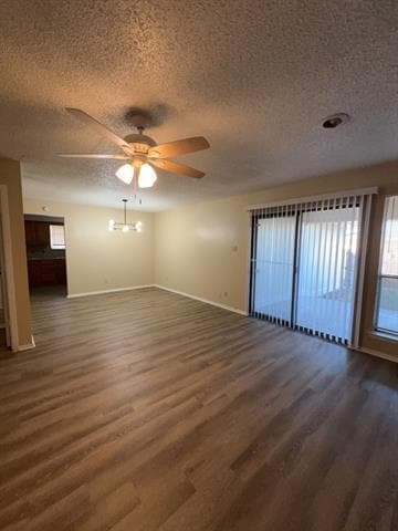 Building Photo - 806 Redbud Dr