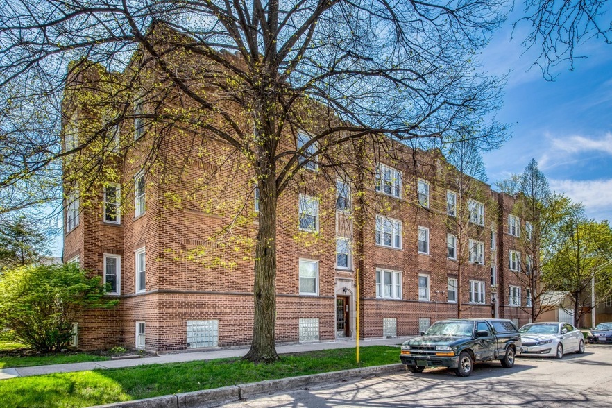Primary Photo - 3801 W Cullom Avenue Unit 38012
