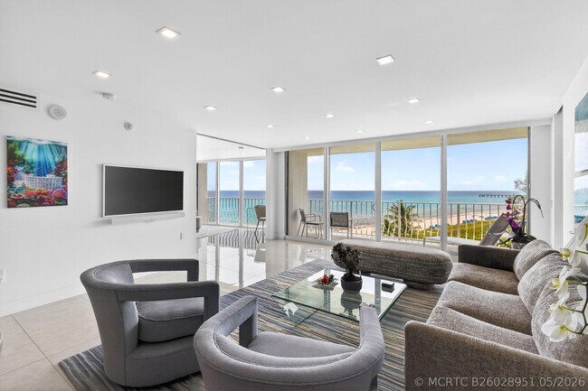Building Photo - 2774 S Ocean Blvd