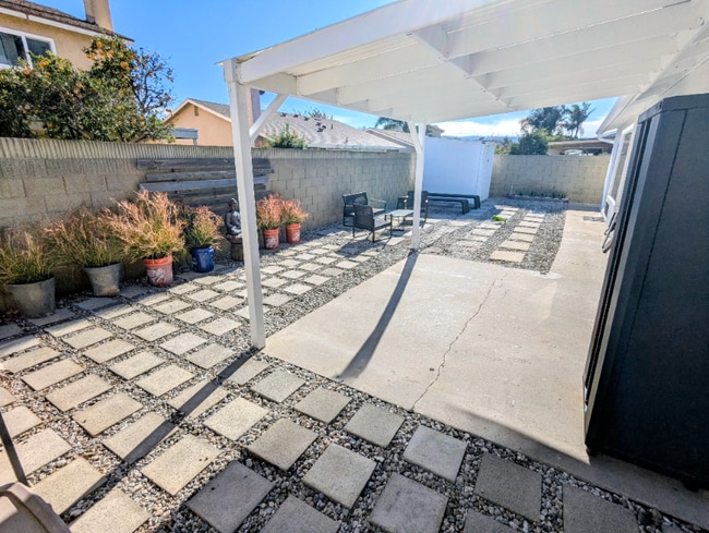 Photo - 23324 Maltby Pl House