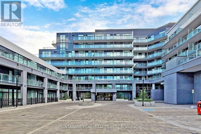 Photo du bâtiment - 621 Sheppard Ave E