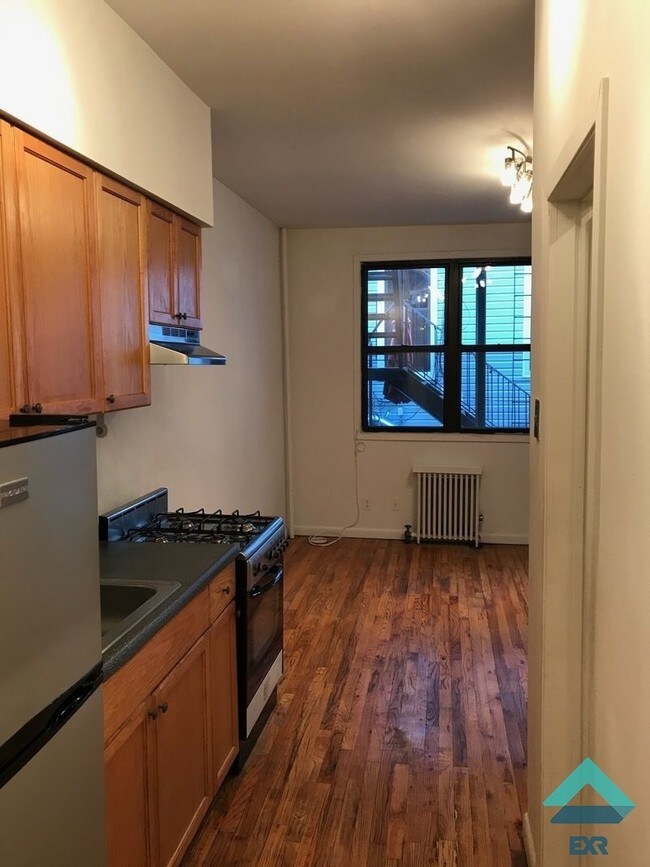 Foto del edificio - 113 N 8th St