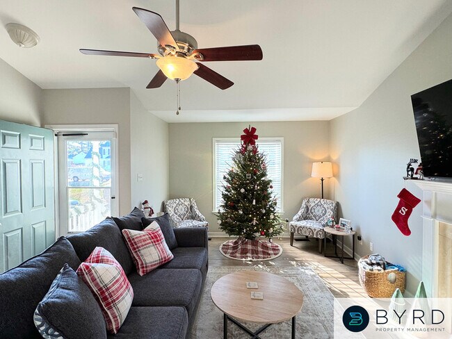 Foto del edificio - 3712 Dalhart Ct