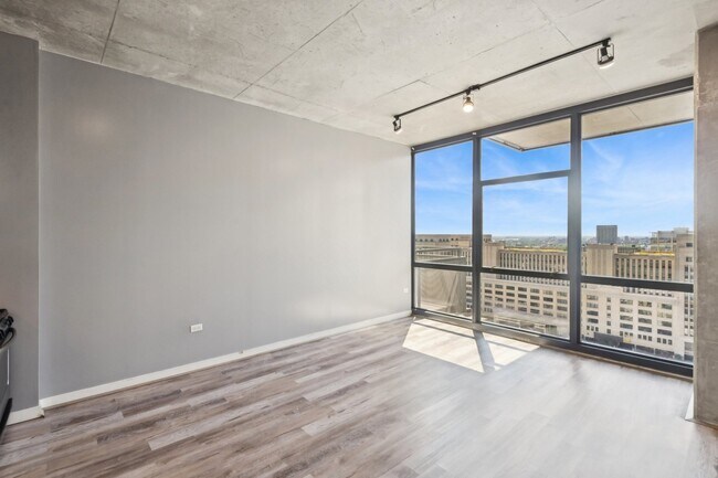 Foto del edificio - 235 W Van Buren St