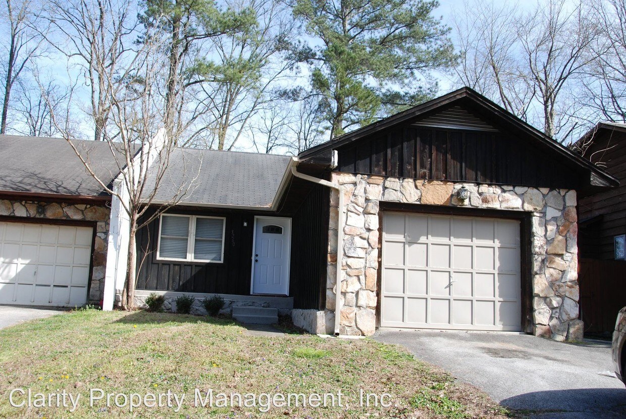 Primary Photo - 2 br, 1.5 bath House - 3260 Terrace Ave NW