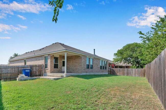 Building Photo - 2012 Elaina Loop