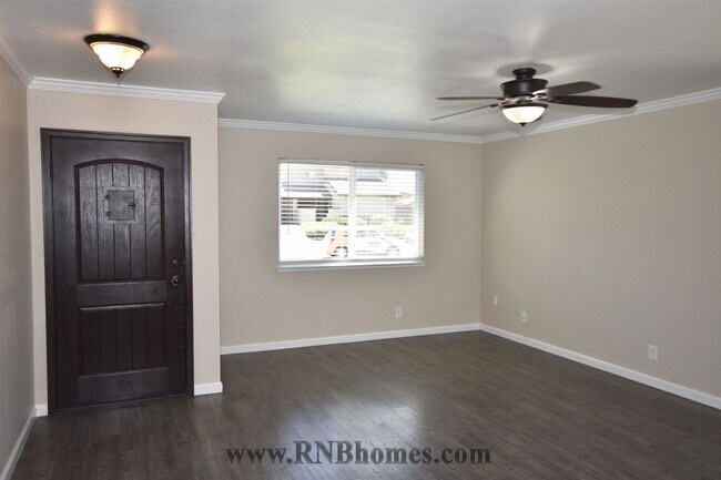 Foto del edificio - 5578 Coronado Way