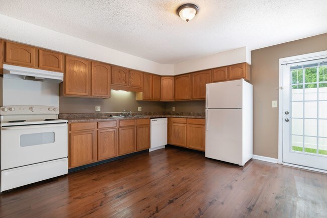 British Woods Apartments Oak Ridge, TN