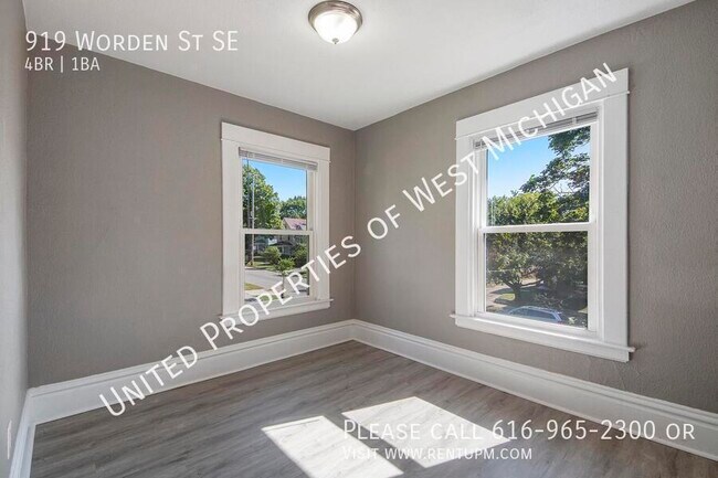 Foto del edificio - 919 Worden St SE